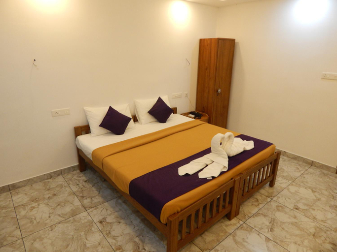 Others 4, HADIYA SUITES, Ernakulam