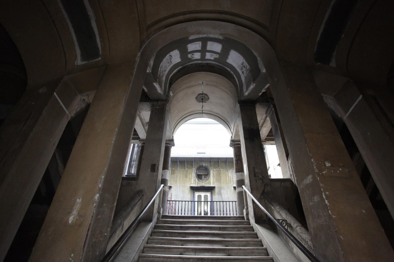 Others 4, Domus Zapata, Napoli