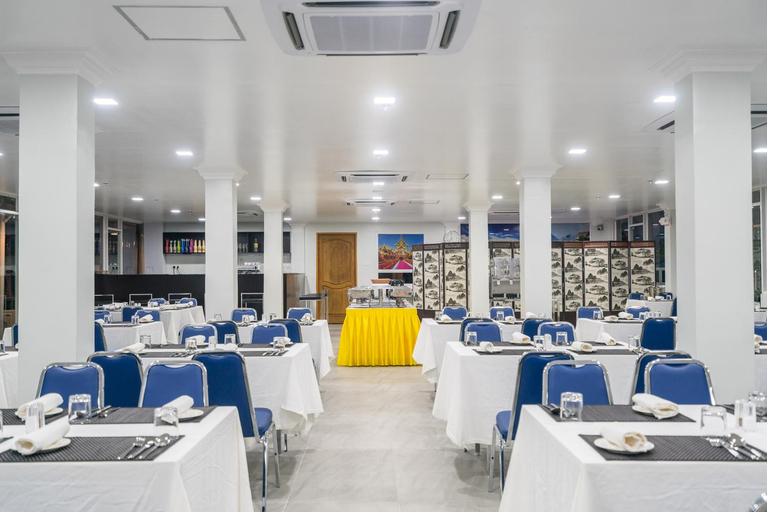 Restaurant 5, Sakura Hotel & Service Apartment, Yangon