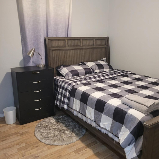 Others 4, Fabulous Room, Division No. 11