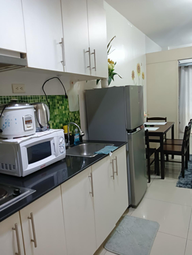 Others 5, Yohan's place condotel, Pasay City