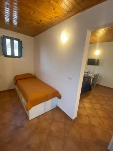 Others 2, LA CASA RO CURTIGGHIU, Syracuse