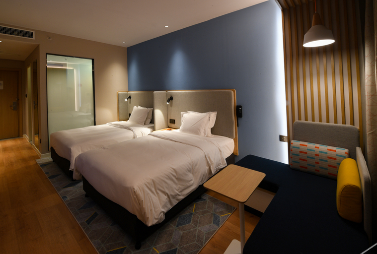 Bedroom 2, Holiday Inn Express Tianjin Binhai by IHG, Tianjin