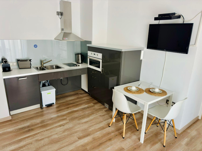 Others 5, Mater Ariany, Baleares