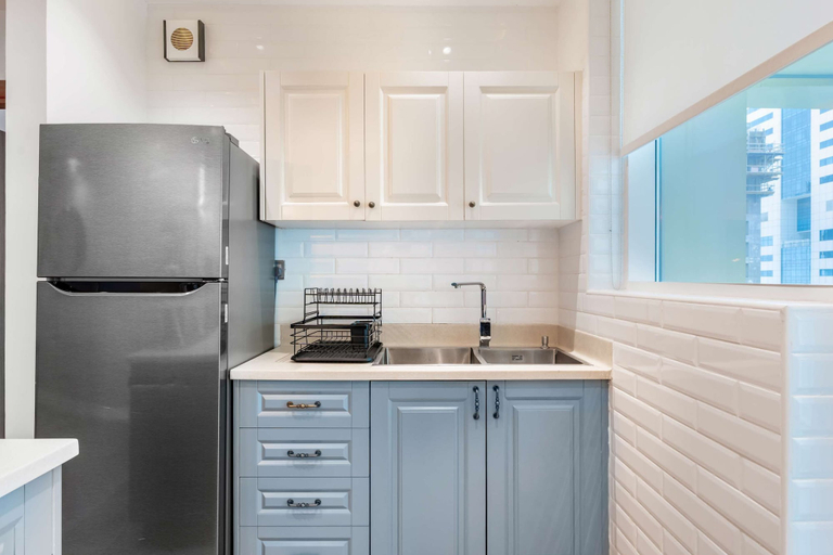 Private kitchen 3, Silk Valley-Luxury 2B close to Beach, Dubai