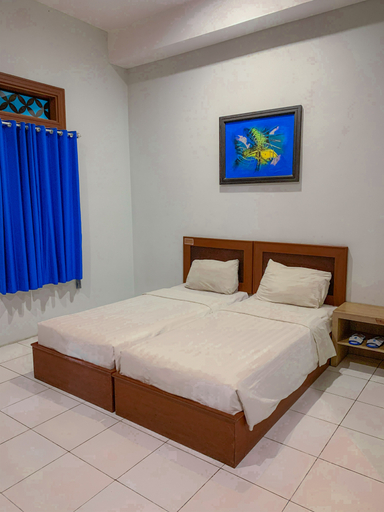 Prima SR Hotel & Convention Yogyakarta Room Type - Business (Room Only)