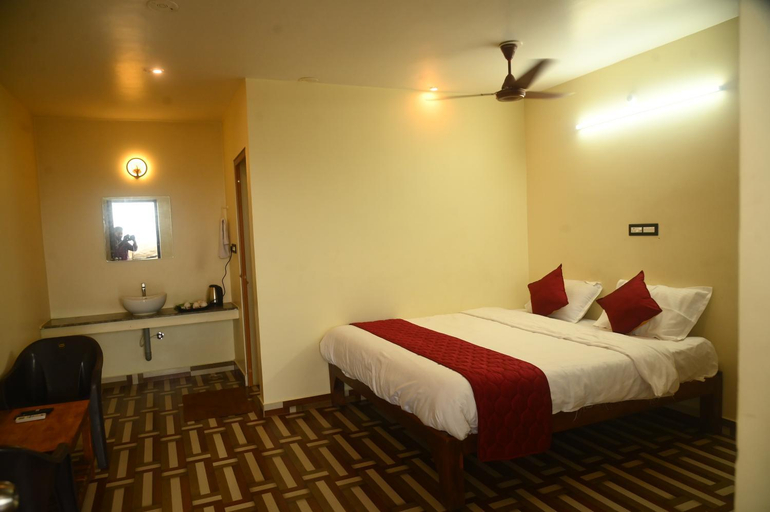 2, Pravin Beach Resort, Viluppuram