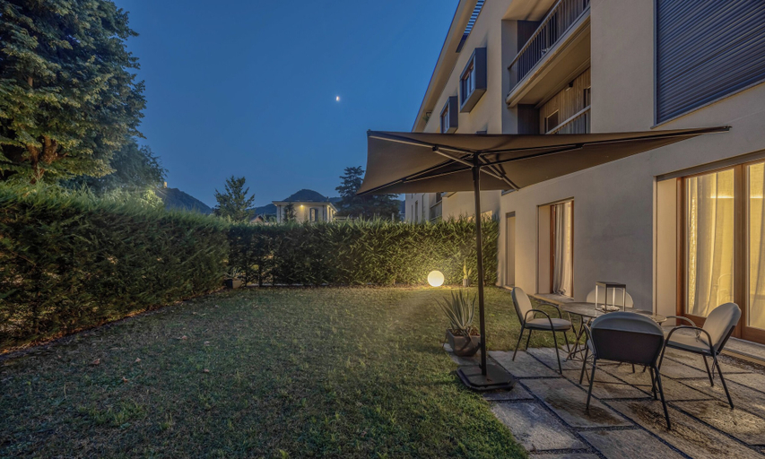 Garden 2, Charming Garden Hideaway in Como by Rent all Como, Como