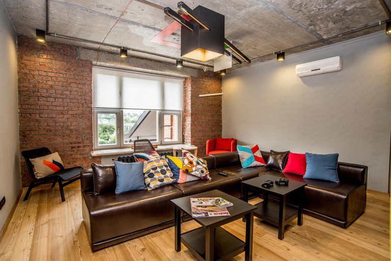 Others 4, Hovel Hostel, Krasnoyarsk