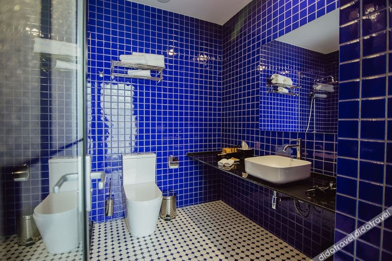 Bathroom, Graphic Hotel Batumi, Batumi