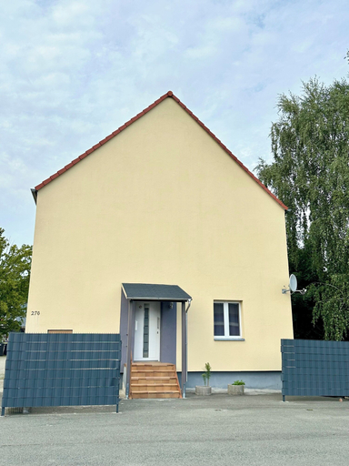Primary image