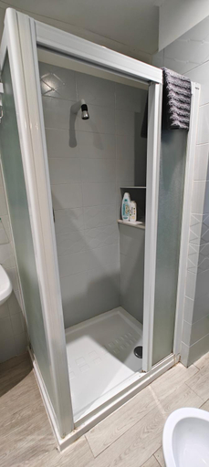 Bathroom 2, Nettuno Rooms, Messina
