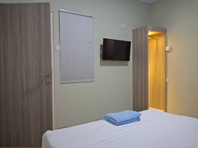 Bedroom 2, SleepRest @ Golden Prima 2, Batam