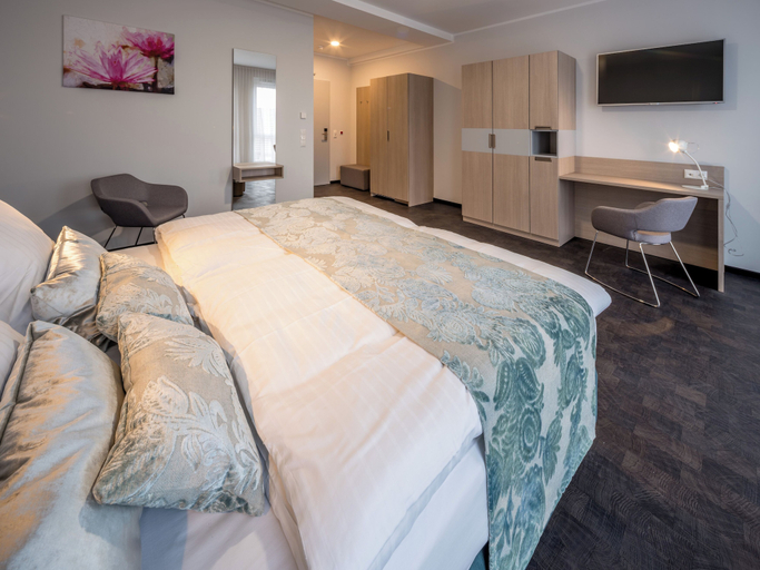 Bedroom 3, RS-Hotel smart & modern Hotel Apartments, Rhein-Erft-Kreis