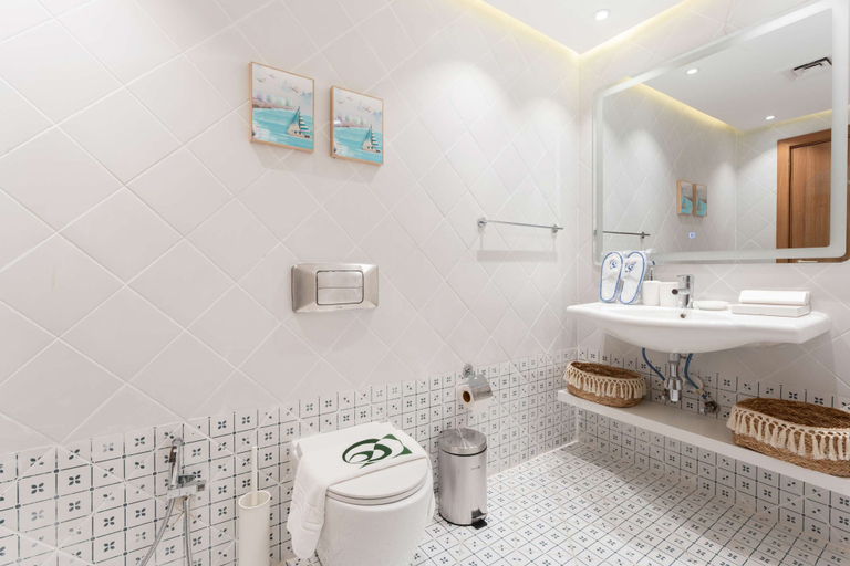 Bathroom, Silk Valley-Luxury 2B close to Beach, Dubai