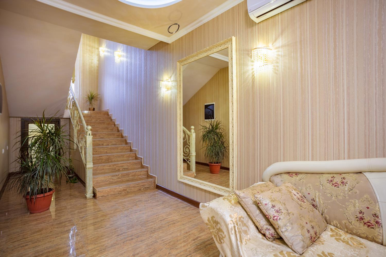 Others 4, Hotel Diva, Krasnodar gorsovet