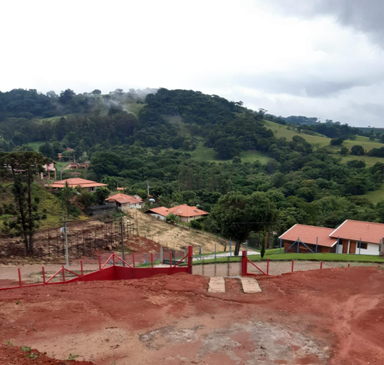 Others 5, Recanto Feliz na Terra das Cachoeiras, Bueno Brandão