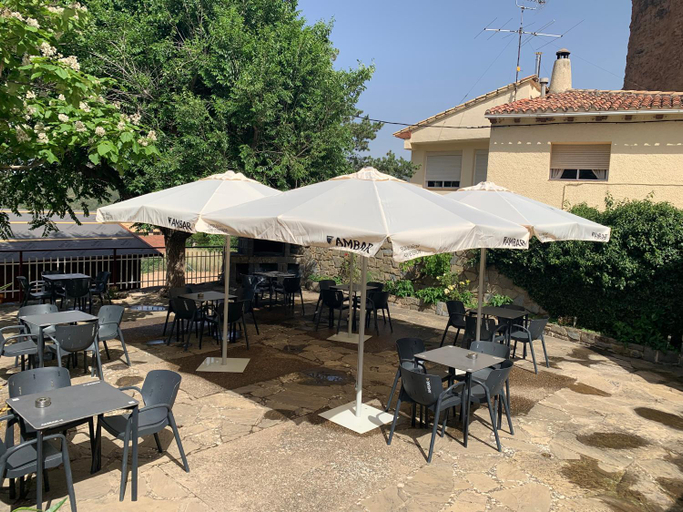 Others 4, Pension Los Mallos, Huesca