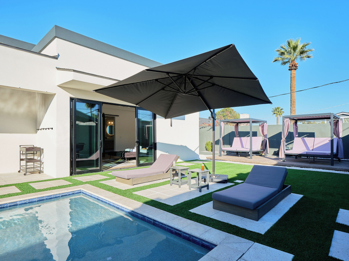 Interior 4, Havana - Walk to Old Town - Heated Pool & Spa, Maricopa