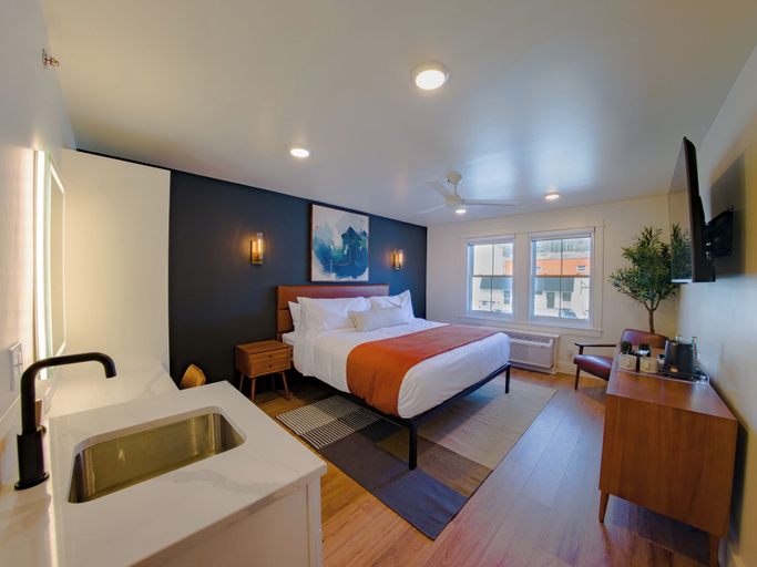Bedroom 3, The 1850 Hotel, Watauga