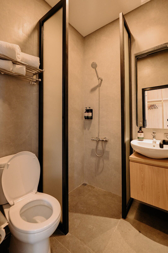 Bathroom 5, Jiva Flow Kerobokan, Badung