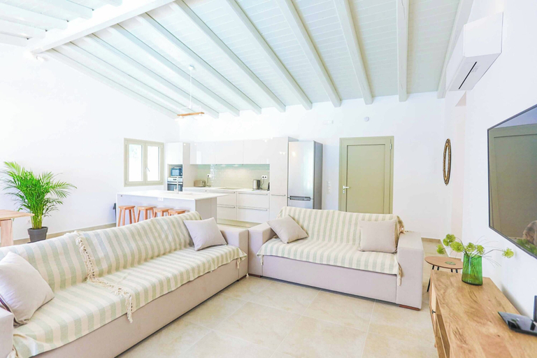 Interior 2, Villa Jupeter, Ionian Islands
