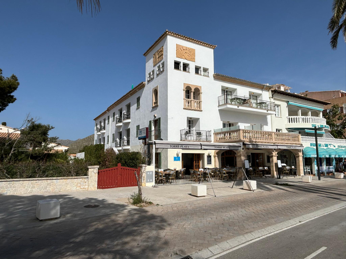 Others 2, apartamentos en primera linea de playa, Baleares