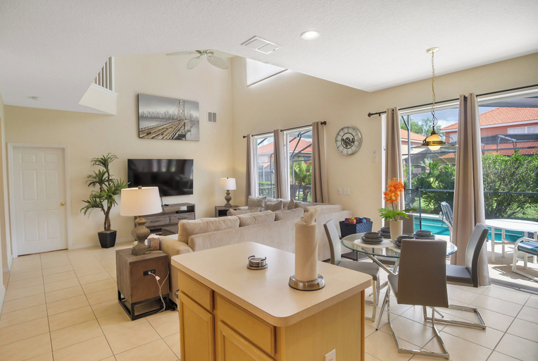 Living area 4, Enchanted 5BR Townhome Disney Fun Awaits, Polk