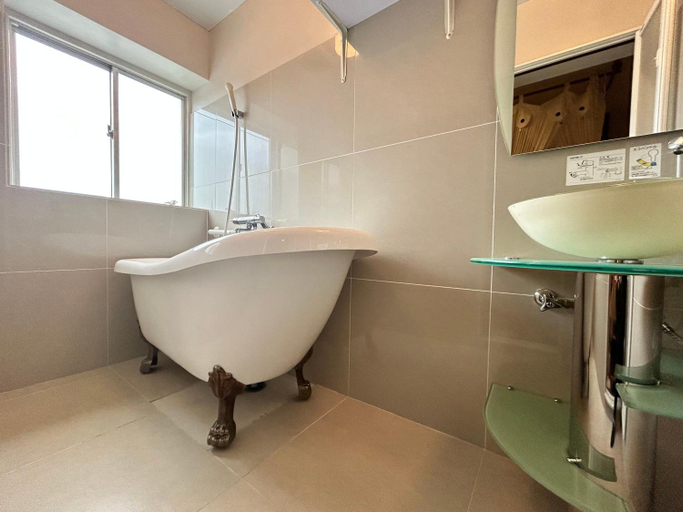Bathroom 3, Hotel Bali Moon, Izu