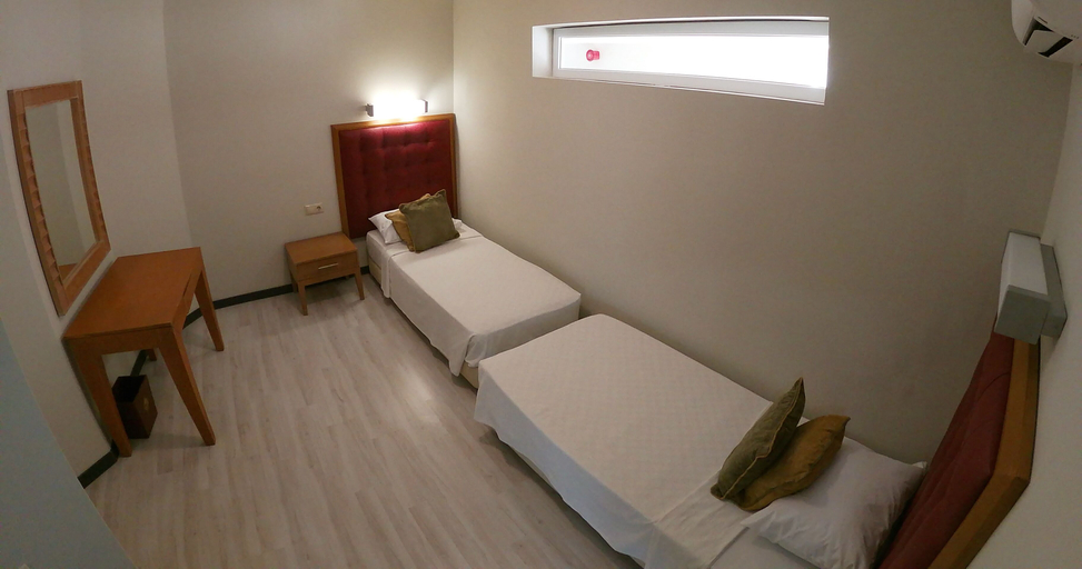 Bedroom 4, The Nora Hotels Family Club, Alanya