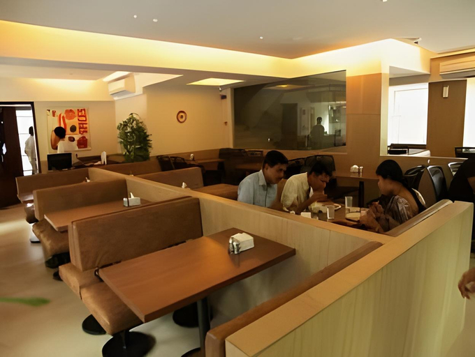 Food & Drinks 5, Hotel Sai Inn, Mumbai Suburban