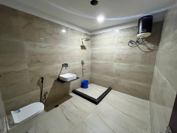 Bathroom 2, HOTEL METTA BUDDHA INTERNATIONAL , Gaya