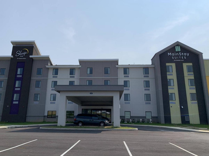 Exterior & Views 2, MainStay Suites North - Central York, York