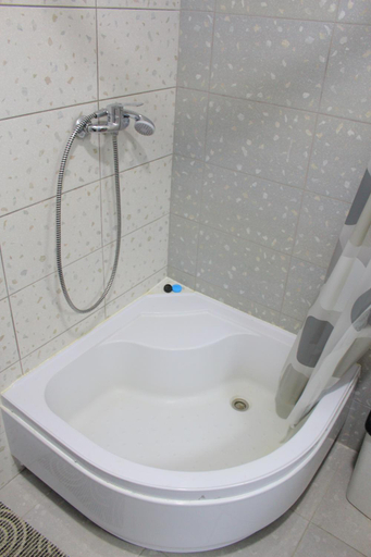 Others 3, Uneed Rooms Podil, Podil's'kyi