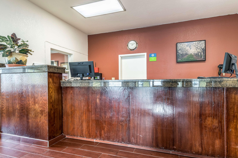 Public Area 3, SureStay Hotel by Best Western Wenatchee, Douglas