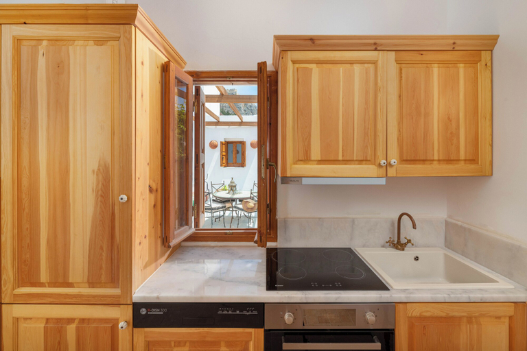 Private kitchen, Villa Vasoula Lindos, South Aegean