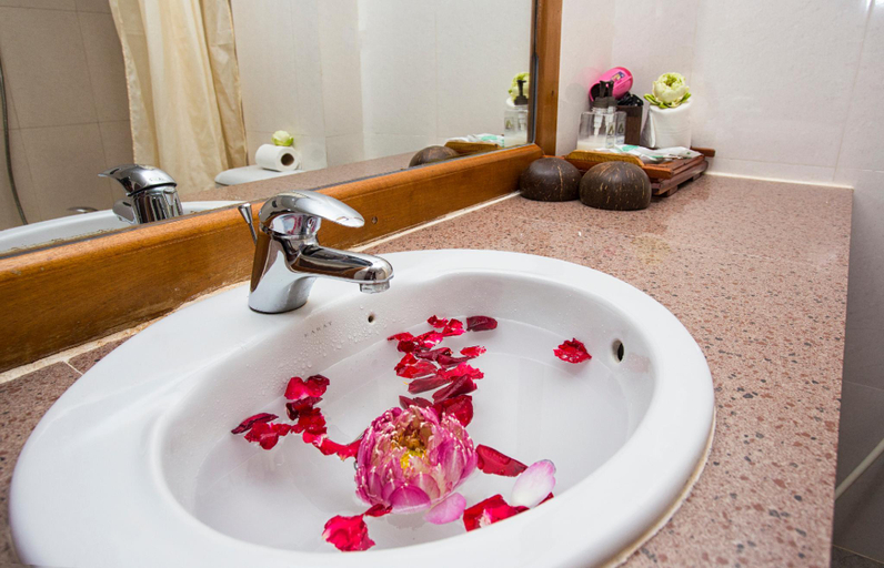 Bathroom 3, Hima Boutique, Siem Reap