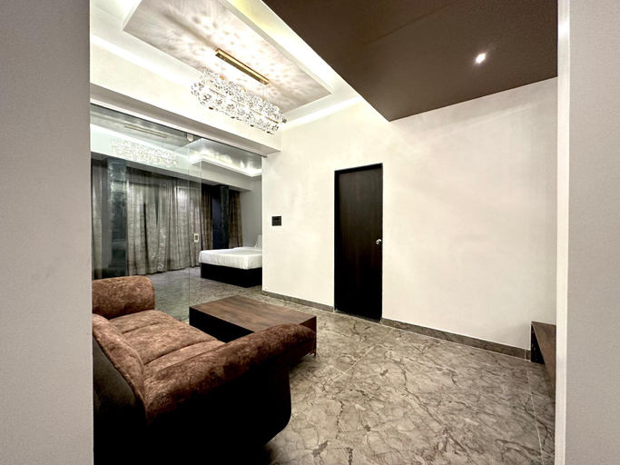 Others 1, TAKHT- Executive Rooms & Suites, Pune