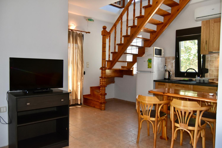 Others 4, Oneiro Zois villas, East Macedonia and Thrace