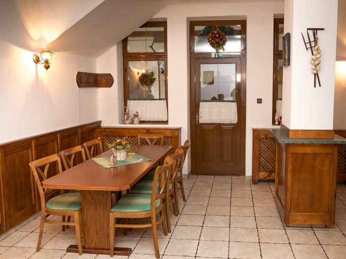 Others 5, Penzion Gazdovsky Hostinec, Zlaté Moravce