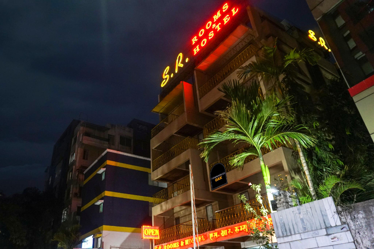 Others 4, Super Townhouse OAK SR Hotel wakad, Pune