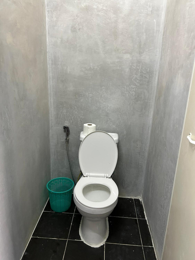 Bathroom 3, The Drop Inn, Siem Reap