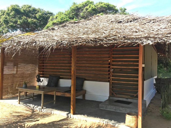 Others 4, Upali Beach Surf Resort & Cafe, Pothuvil