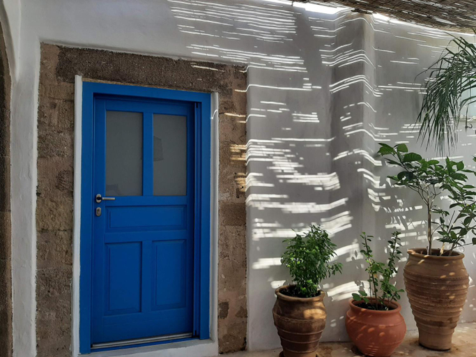 Others 2, Villa Kefi, South Aegean