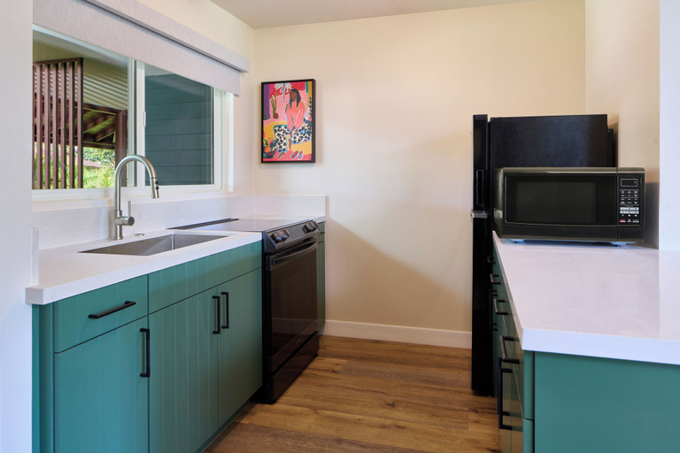Private kitchen 5, Royal Lahaina Bungalows & Spa, Maui