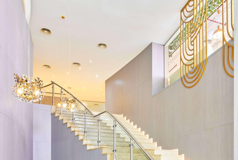 Public Area 4, Ramada By Wyndham Doha Old Town, Doha