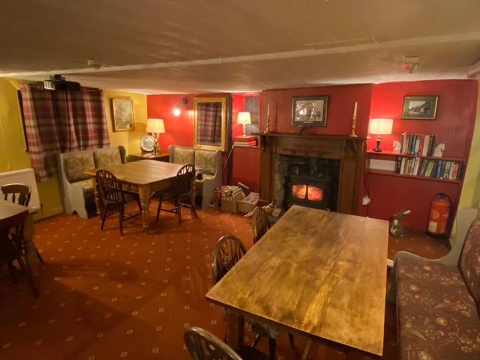 Others 4, The Carriers Arms, Wiltshire