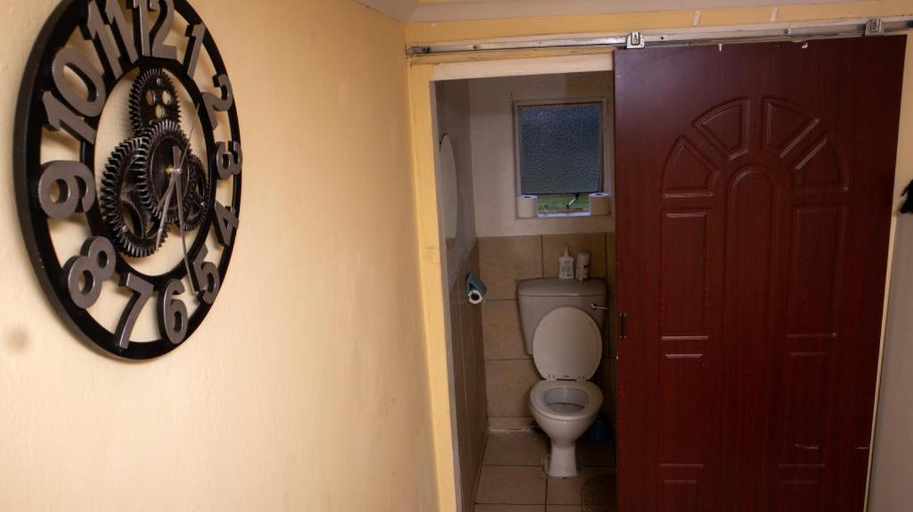 Others 5, Green Reeds bnb, Ekurhuleni