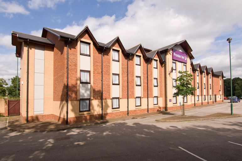 Exterior & Views 5, Premier Inn Birmingham South - Rubery, Worcestershire