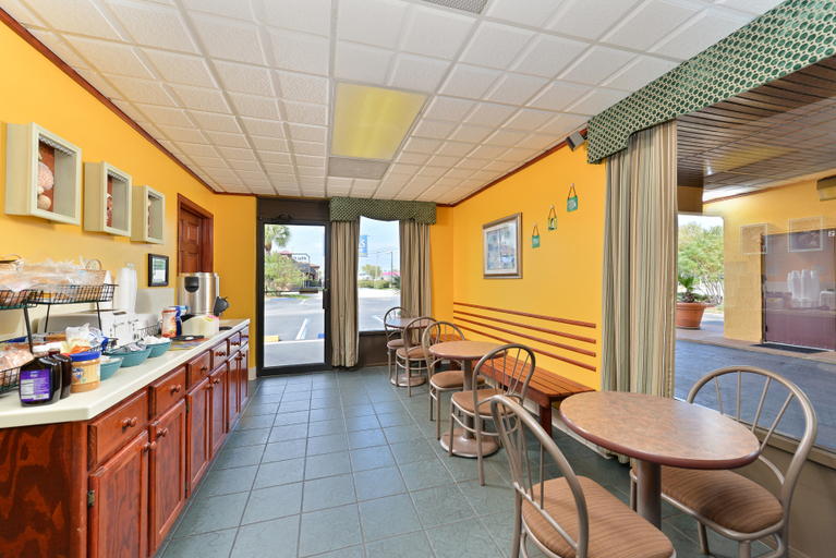 Public Area 2, Americas Best Value Inn Ocean Inn, Saint Johns